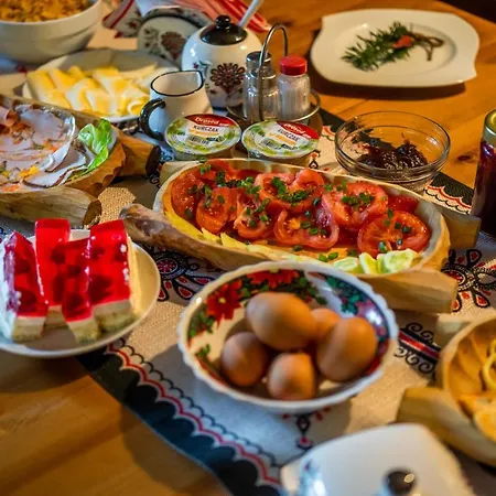 Z Widokiem Na Gory I Prywatny Z Zadaszona Altana - Grillem I Ogniskiem. Séjour chez l'habitant Zakopane