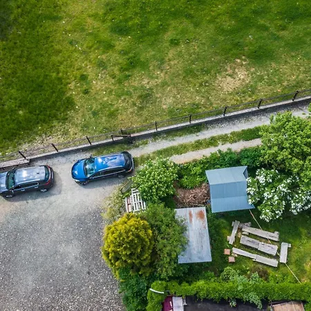 Z Widokiem Na Gory I Prywatny Z Zadaszona Altana - Grillem I Ogniskiem. Séjour chez l'habitant *