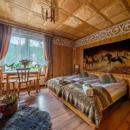 Séjour chez l'habitant Z Widokiem Na Gory I Prywatny Z Zadaszona Altana - Grillem I Ogniskiem.