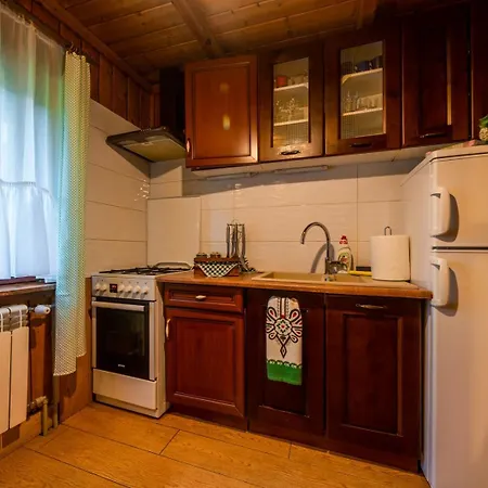 Z Widokiem Na Gory I Prywatny Z Zadaszona Altana - Grillem I Ogniskiem. Séjour chez l'habitant *